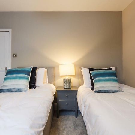Stylish Town Centre House - 300Mbps, Parking & Sunny Decking Apartment Bournemouth Luaran gambar