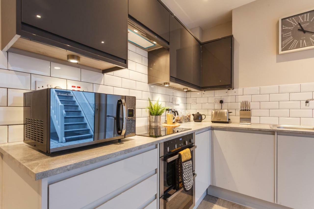 Stylish Town Centre House - 300Mbps, Parking & Sunny Decking Apartment Bournemouth Luaran gambar