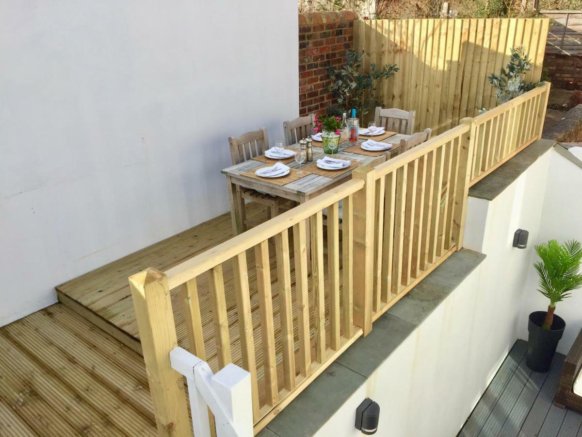Stylish Town Centre House - 300Mbps, Parking & Sunny Decking Apartment Bournemouth Luaran gambar